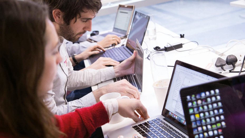 Volunteer data scientists exploring the new UK beneficial ownership data at our Data Dive event in November 2016.