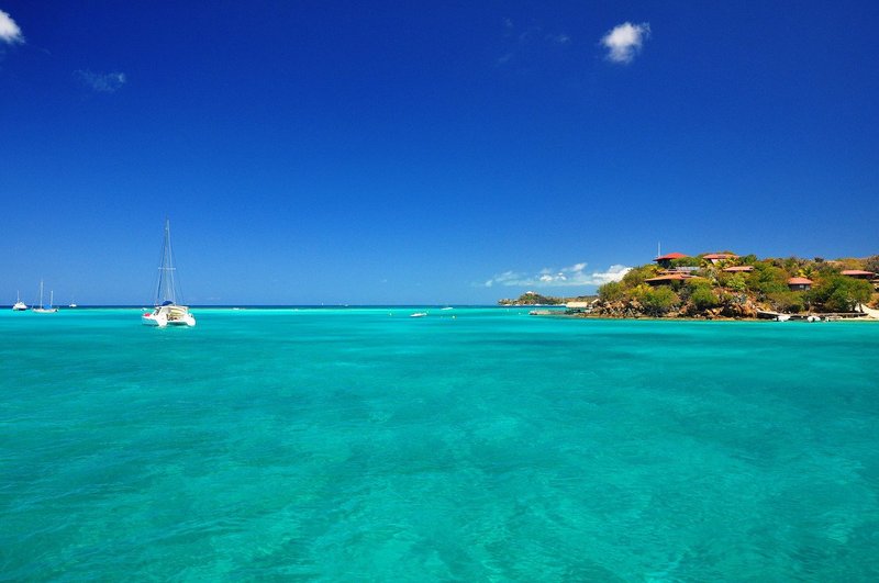 luxurious view of British Virgin Islands from ocean