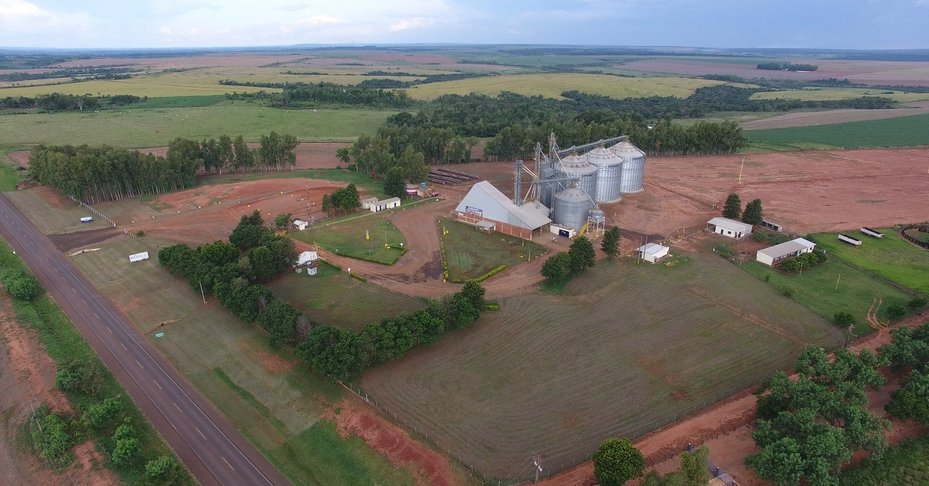 Image of a soy silo owned by Bunge in eastern Paraguay