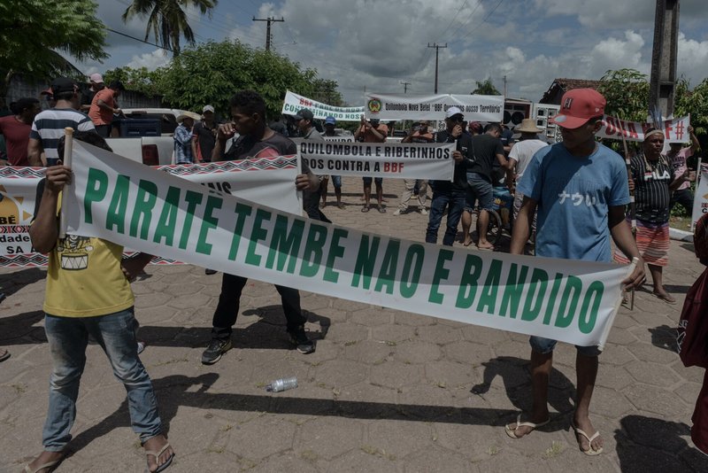 Indigenous and Quilombola communities protesting in Tomé-Açu, Pará State, Brazil / Global Witness