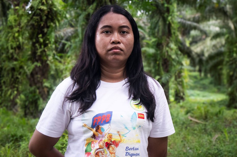 portrait of Fatrisia, a defender from indonesia