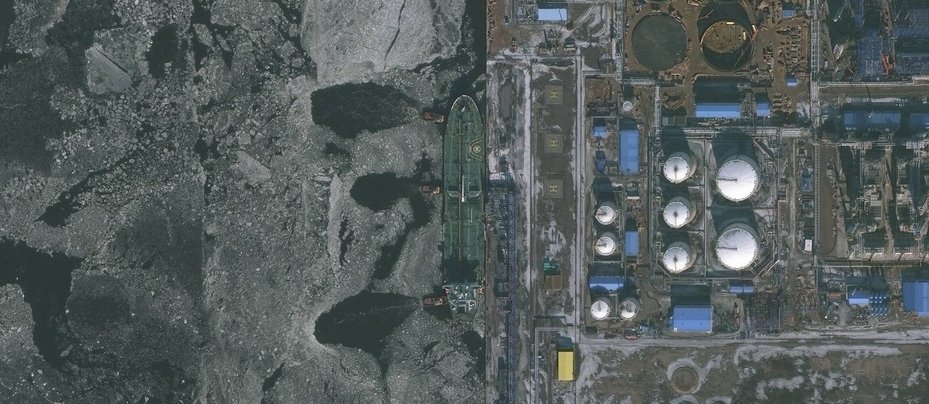 satellite imagery of An oil tanker chartered by shell docks at the Russian port of Ust-Luga on 14 March 2022