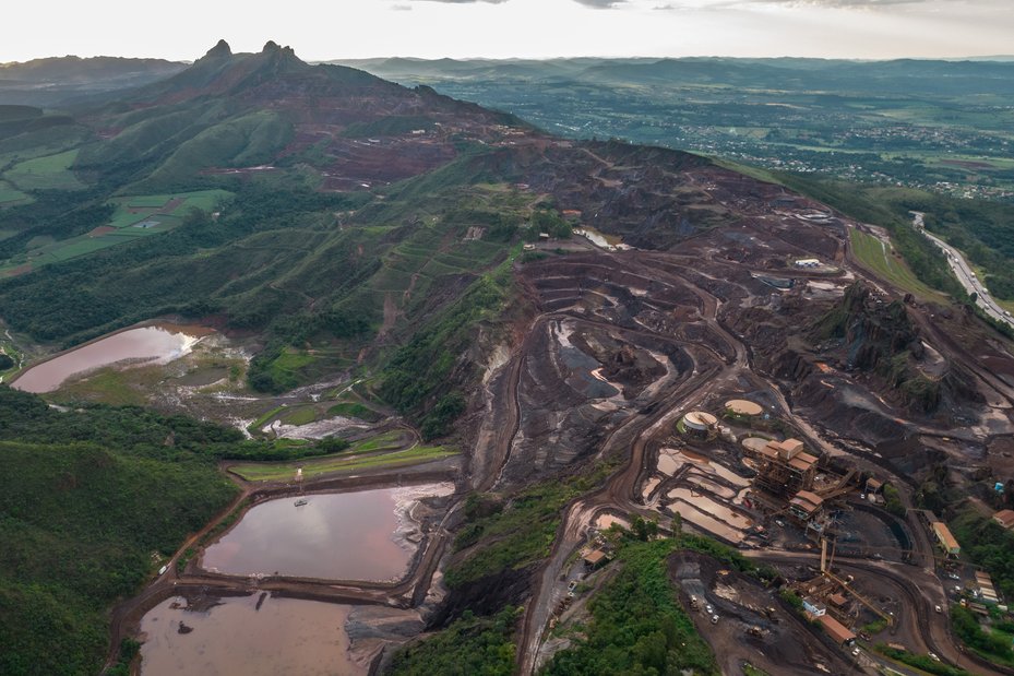 Mineracao Morro do Ipe mine near Igarape, Minas Gerais state, Brazil