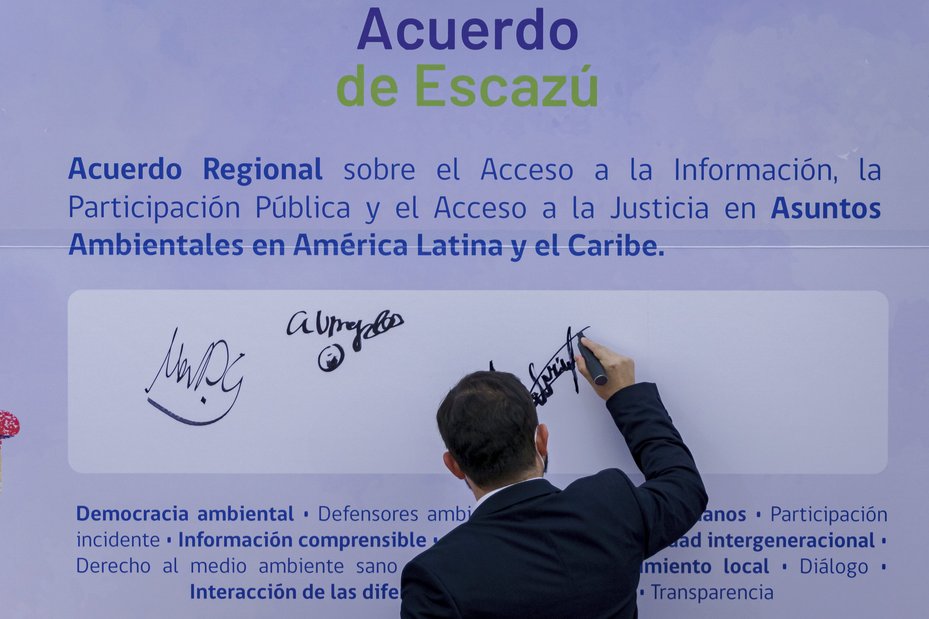 The Escazú Agreement aims to contribute “to the protection of the right of each person, of present and future generations, to live in a healthy environment and to sustainable development”. Sebastián Vivallo Oñate/Agencia Makro/Getty Images