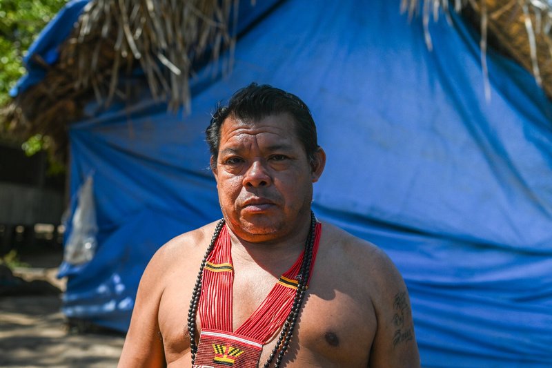 Tatuaro Parakanã, chief of the Caeté village and leader fighting the invasions in Apyterewa, says he has faced death threats from land grabbers. Cícero Pedrosa Neto / Global Witness