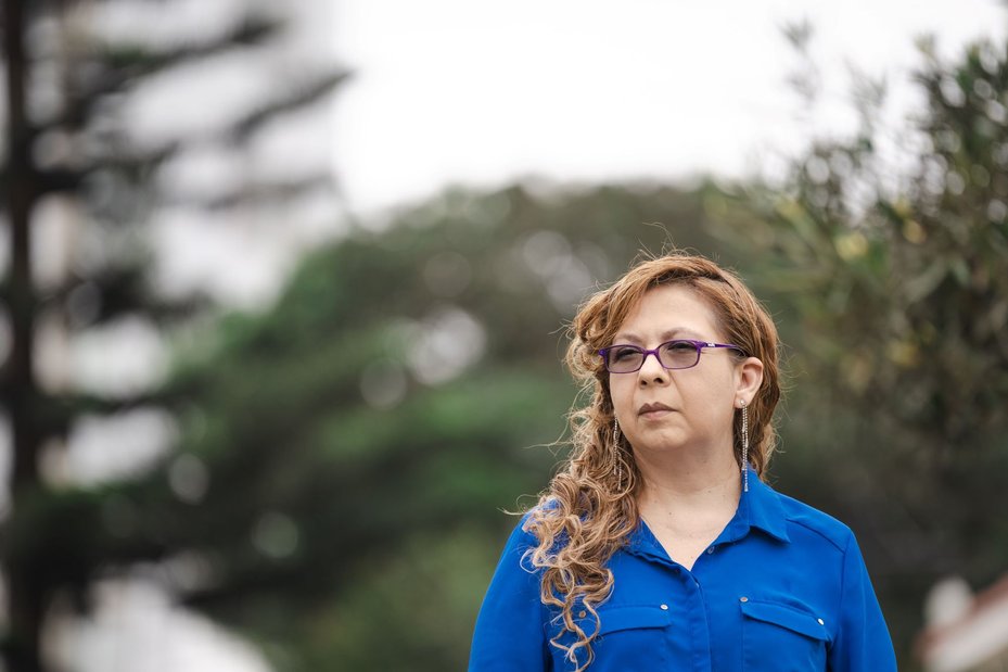 portrait of peruvian defender, lucilia, who has faced digital threats