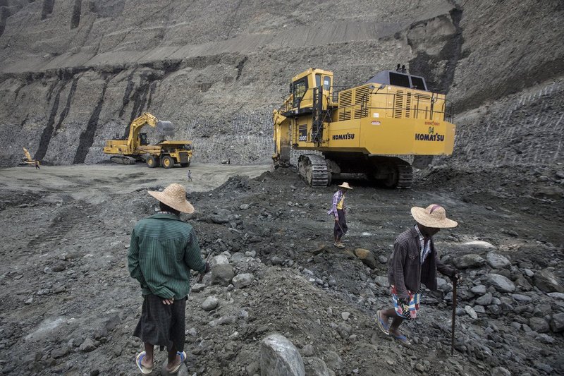 omatsu PC2000 backhoe among others operating at the company mining site of Yadanar Taung Tan in Mat Lin Chaung, Hpakant, October 22, 2016