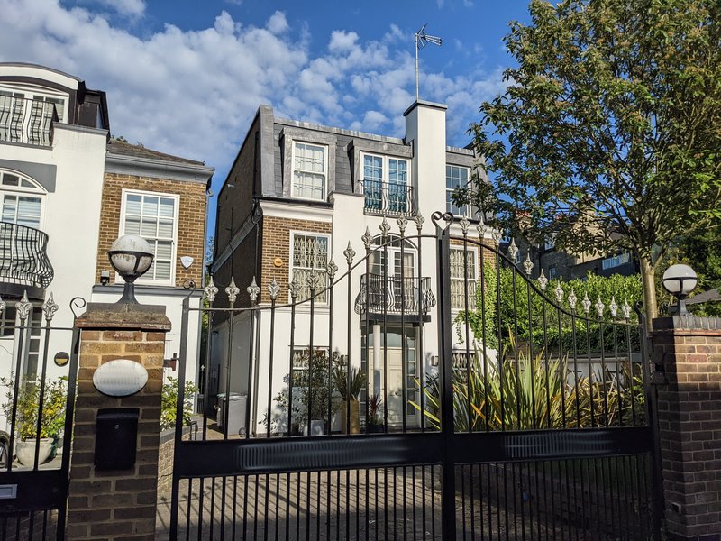 Mr. Kamyshev’s Highgate home. Photo: Louis Goddard / Global Witness