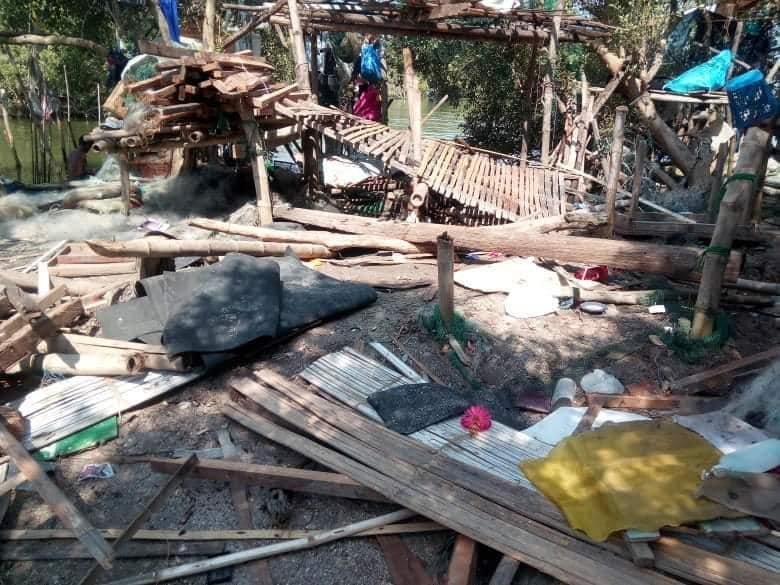 Community members in Taliptip demolish their own homes in exchange for financial compensation from San Miguel.