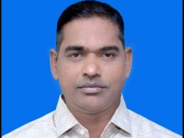 Journalist Shashikant Warishe of the Mahanagari Times